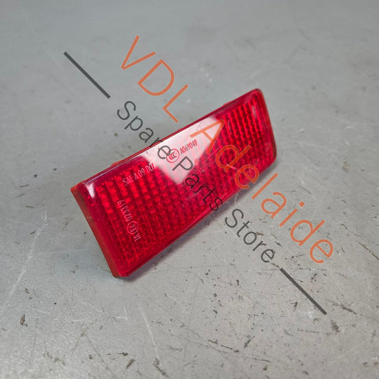 7P6945105   VW Touareg 7P Left Rear Bumper Reflector 7P6945105