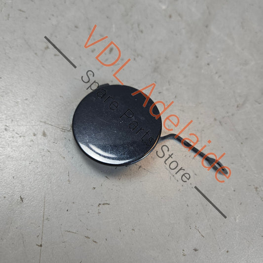 7P6807450A   VW Touareg 7P Right Rear Bumper Tow Eye Hook Cover Trim 7P6807450A Black