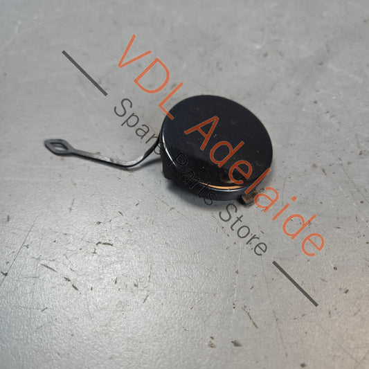 7P6807450A   VW Touareg 7P Right Rear Bumper Tow Eye Hook Cover Trim 7P6807450A Black