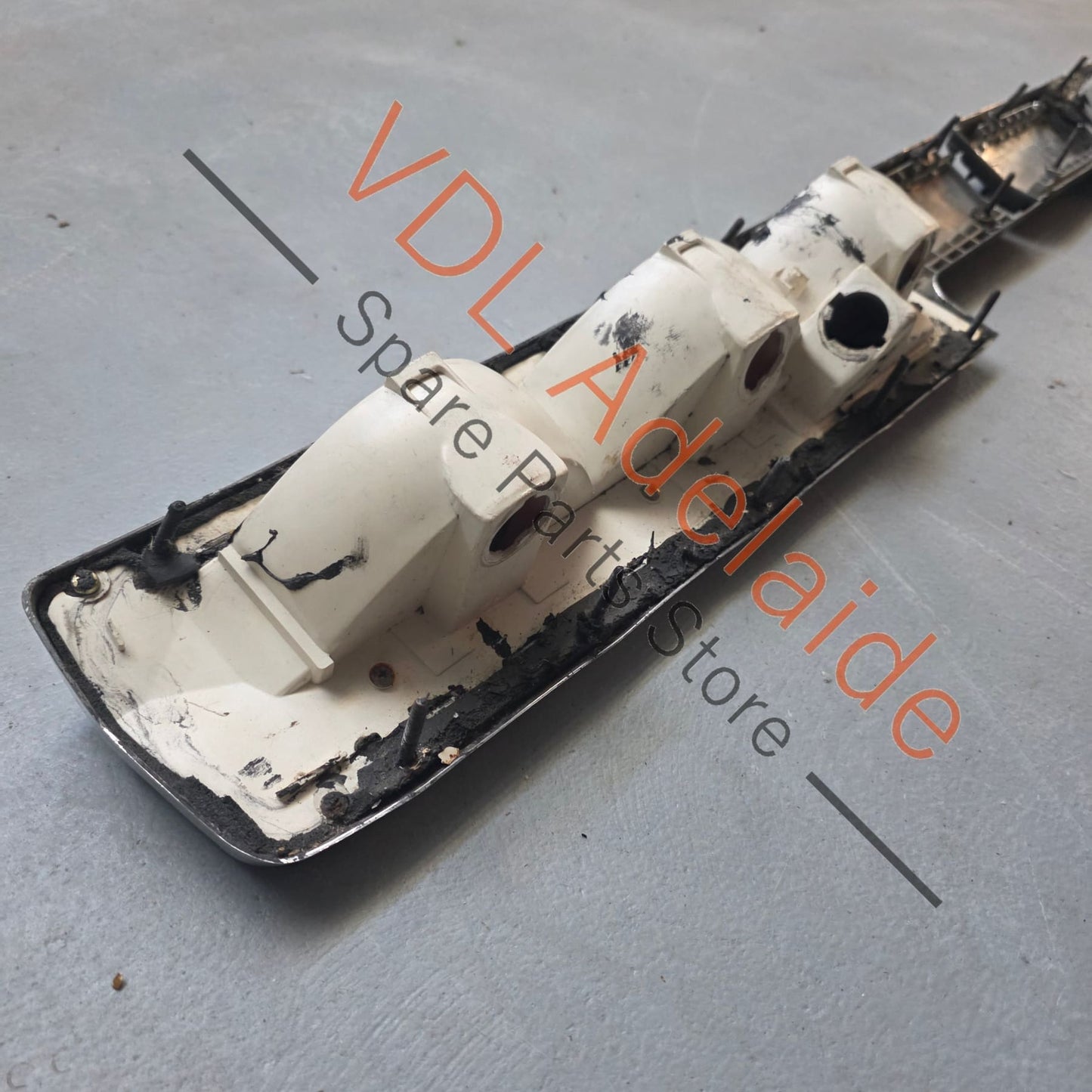 Datsun SSS Coupe KP510 510 Bluebird Rear Tail Light Set Taillights 1968-1972