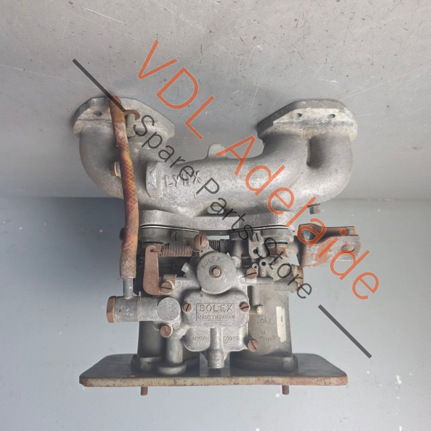 Solex Carburettor with Lynx Manifold suit Datsun L16 L18 L20, requires overhaul. Made in Japan by Minuki