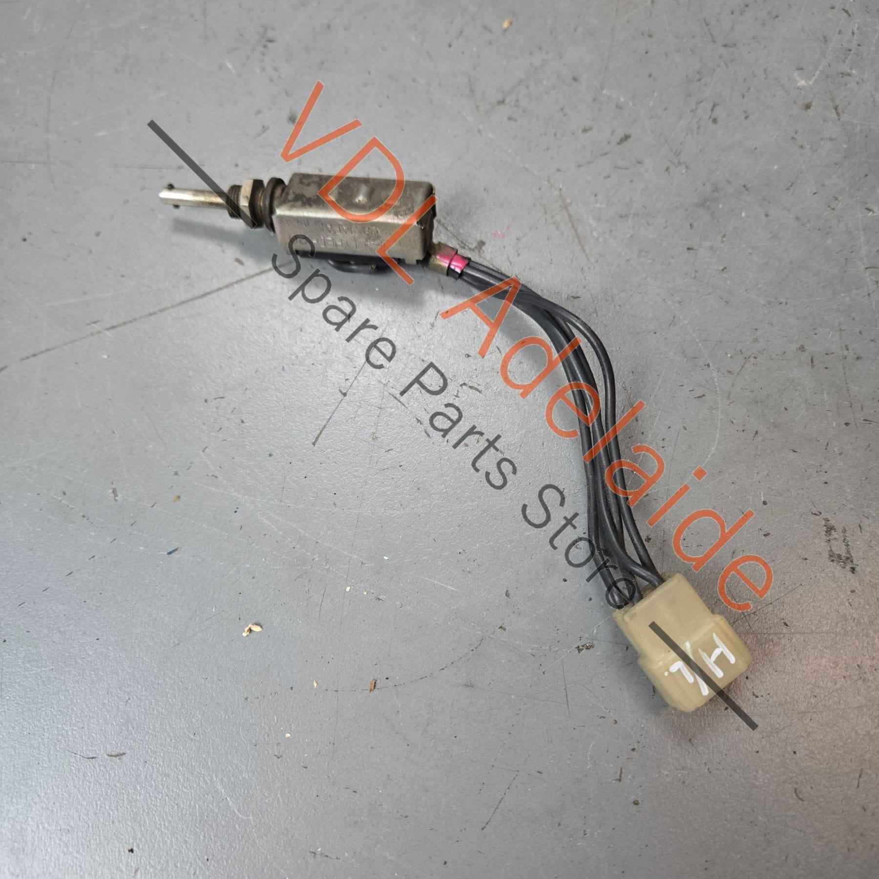 Original Datsun 1600 510 Headlight Headlamp Light Switch 1969-1972