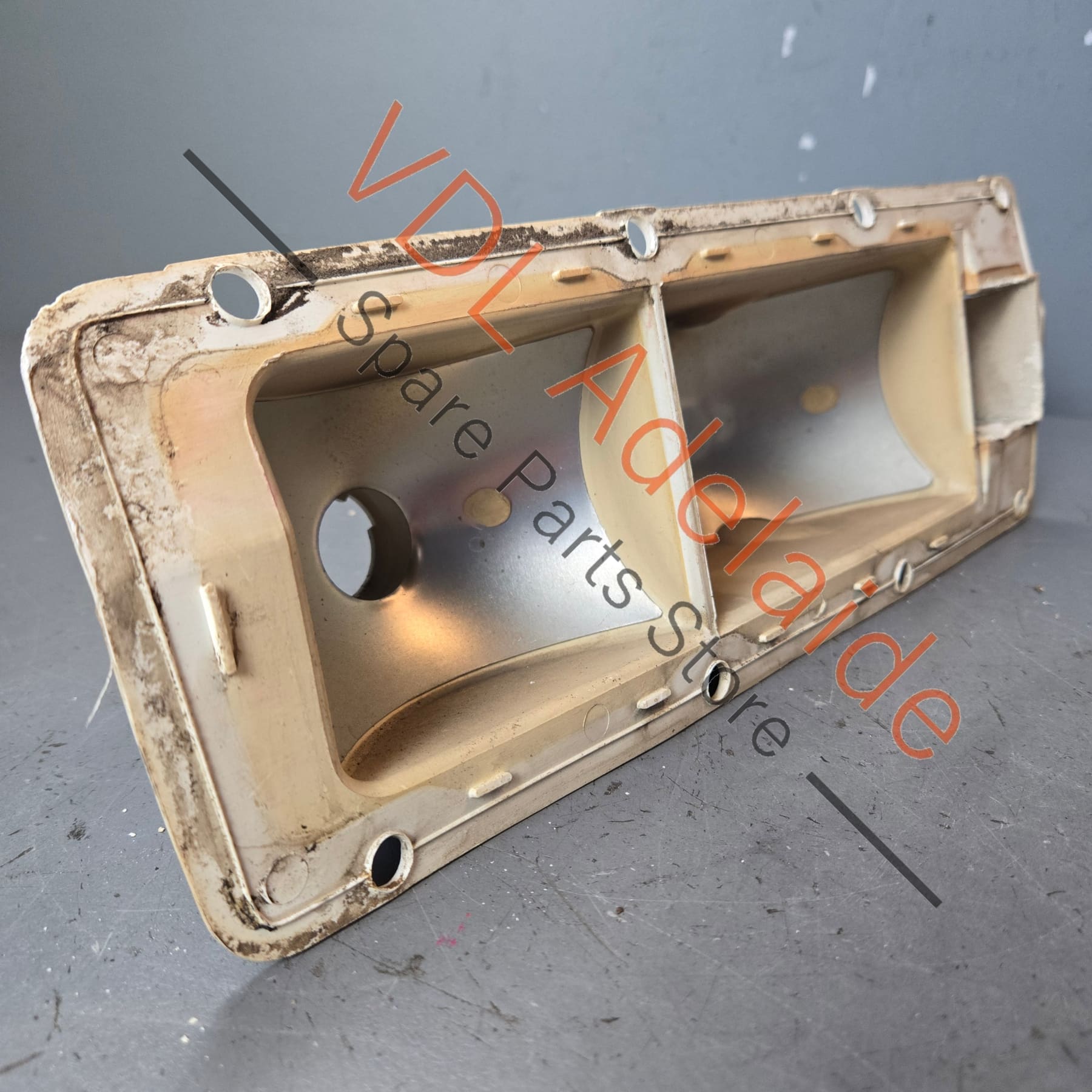 Datsun 1600 510 Rear Left Tail Light Backing Back Housing Bulb Holder #02