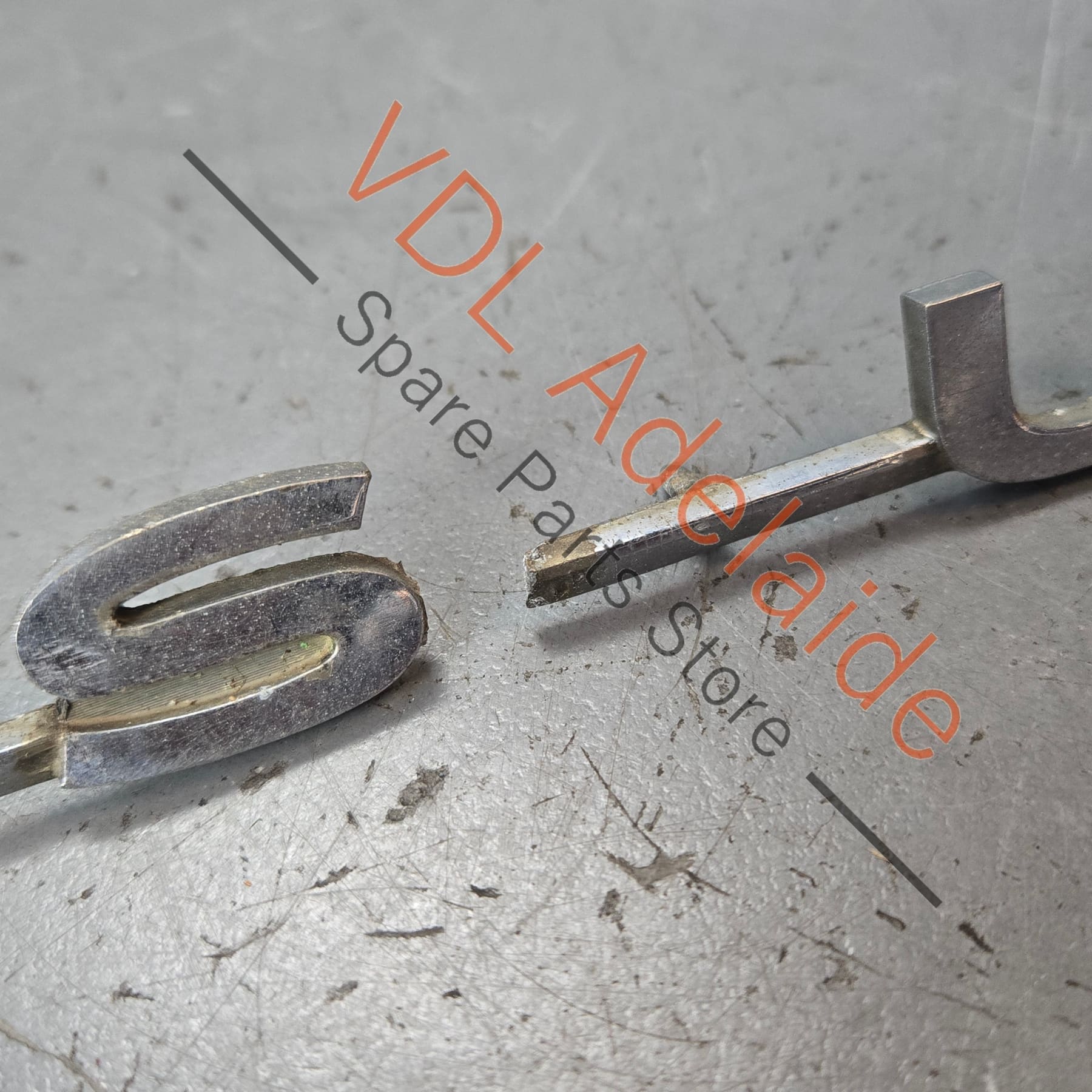 Datsun 1600 510 Rear Panel Boot Badge Emblem Genuine Cast Chrome #03 **damaged stock**