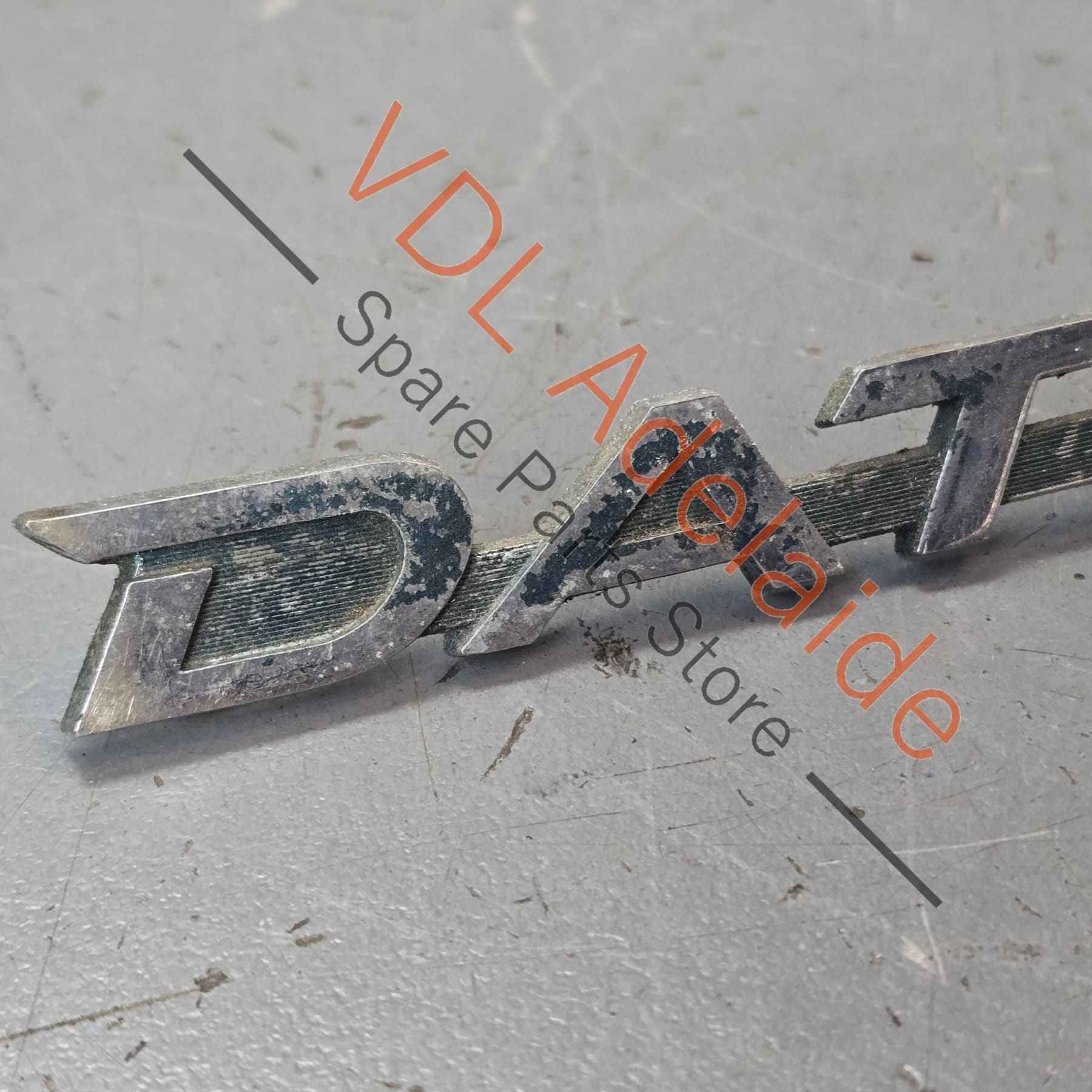 Datsun 1600 510 Front Quarter Fender Panel Badge Emblem Genuine Cast Chrome #06
