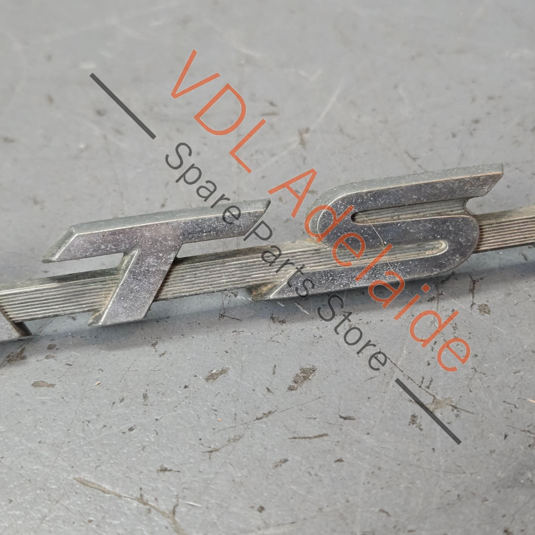 Datsun 1600 510 Rear Trunk Boot Lid Panel Badge Emblem Genuine Chrome #02