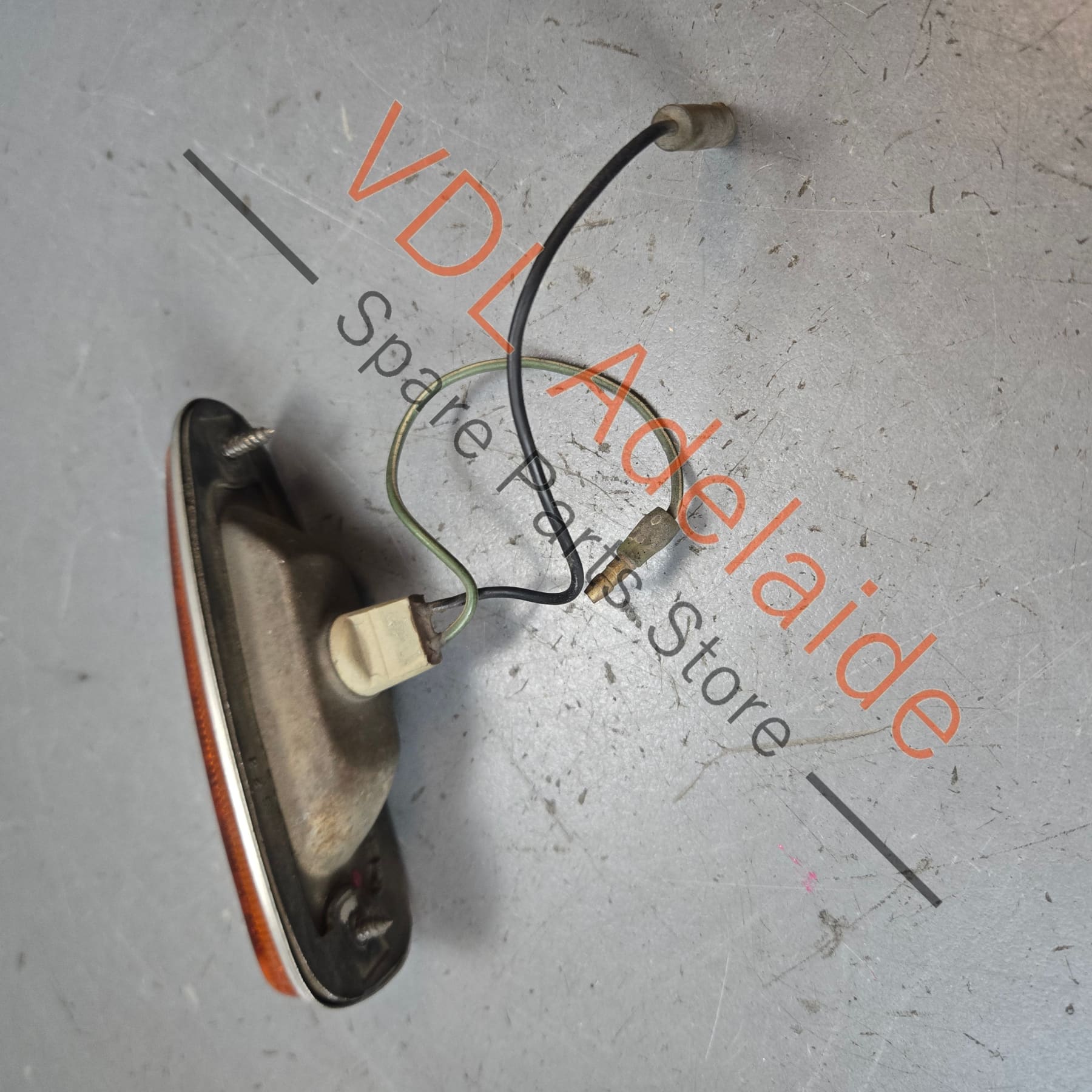 Datsun C110 Skyline 240K Front Left Indicator Light for Fender Genuine Original Kenmeri