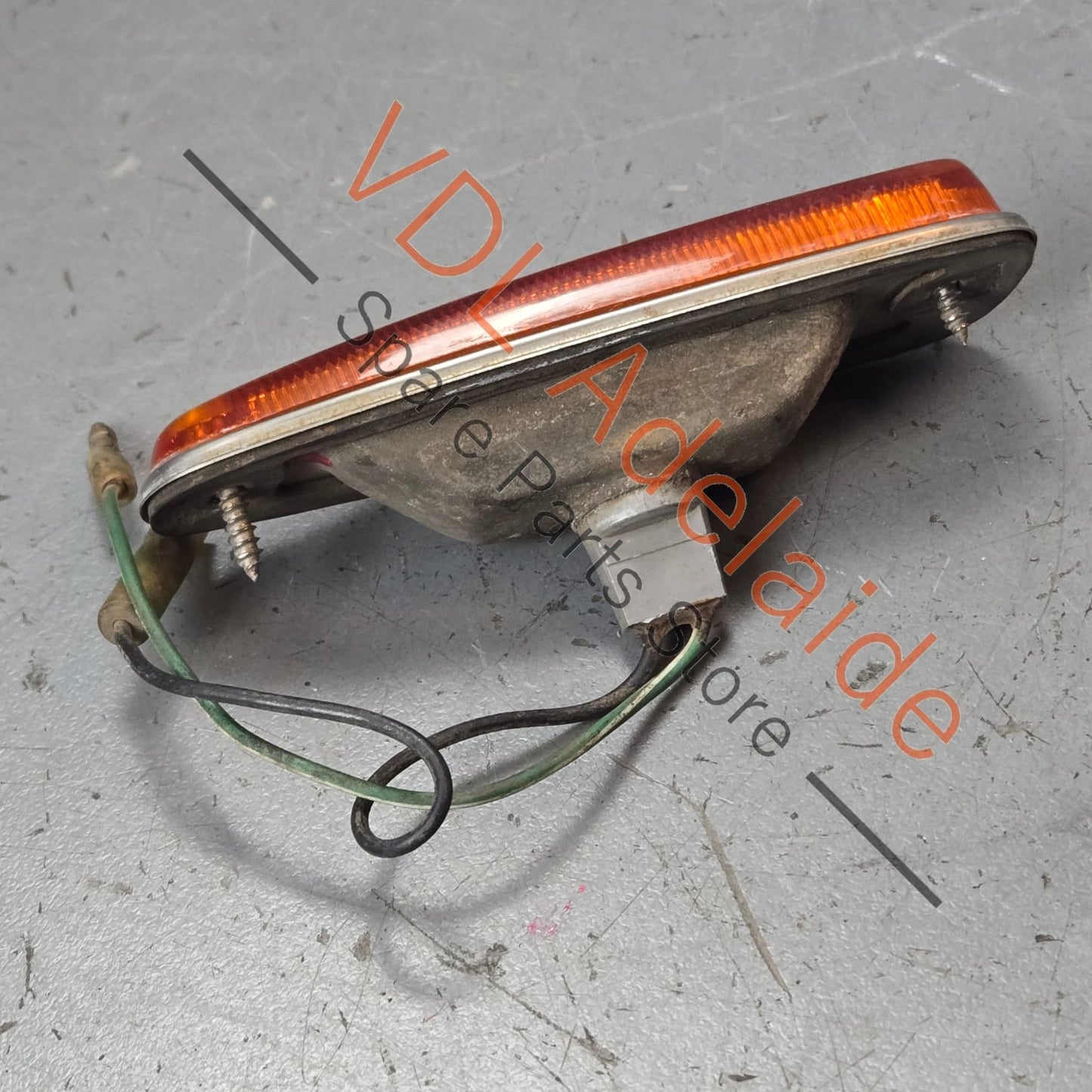 Datsun C110 Skyline 240K Front Right Indicator Light for Fender Genuine Original Kenmeri