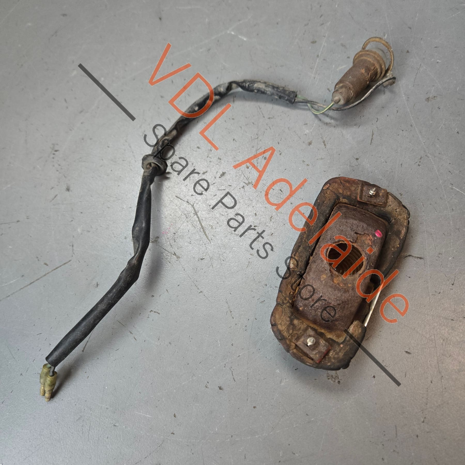 Datsun 1600 510 Front Fender Indicator for American models Genuine Original