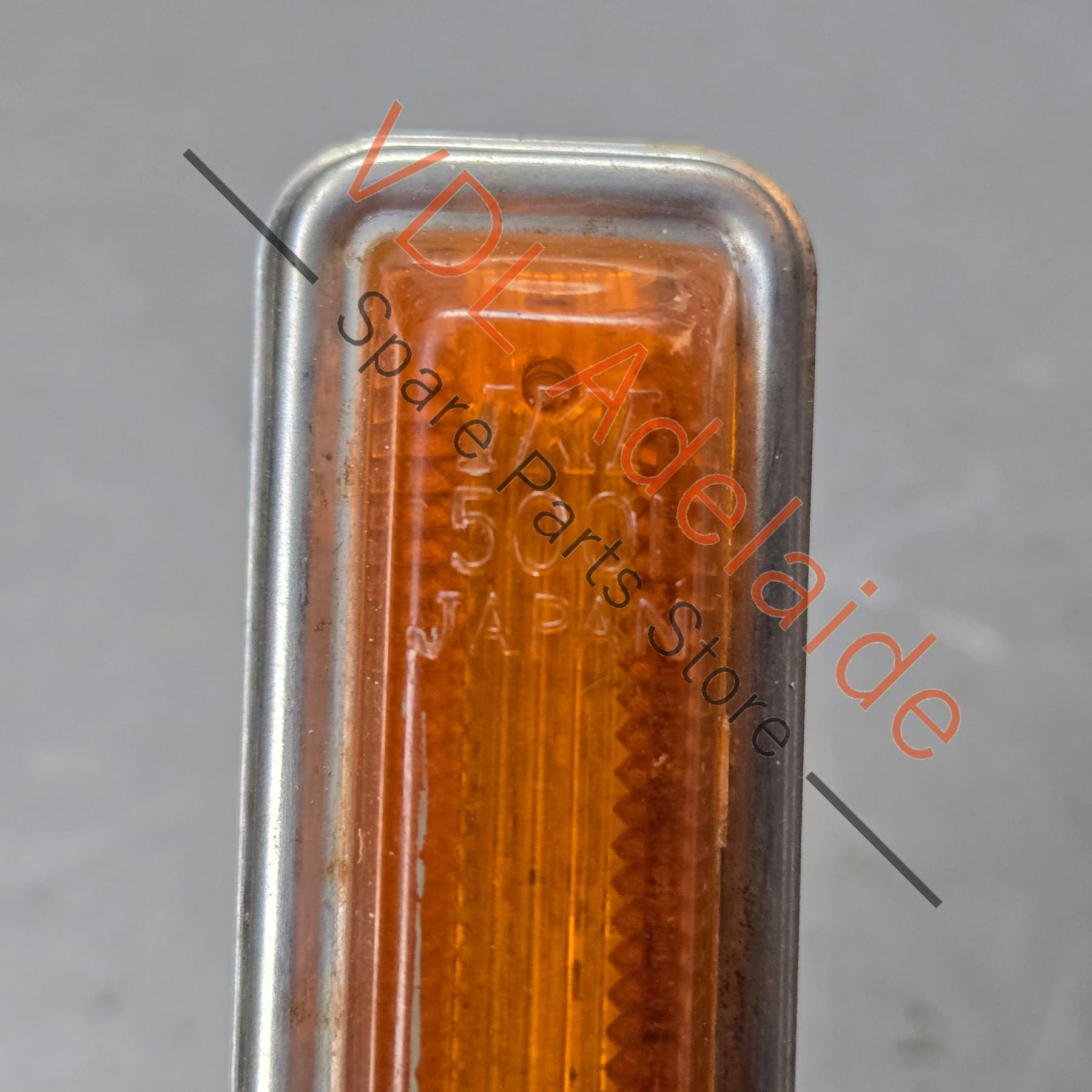 Datsun 1600 510 Front Fender Indicator Lens Suit Left or Right #01