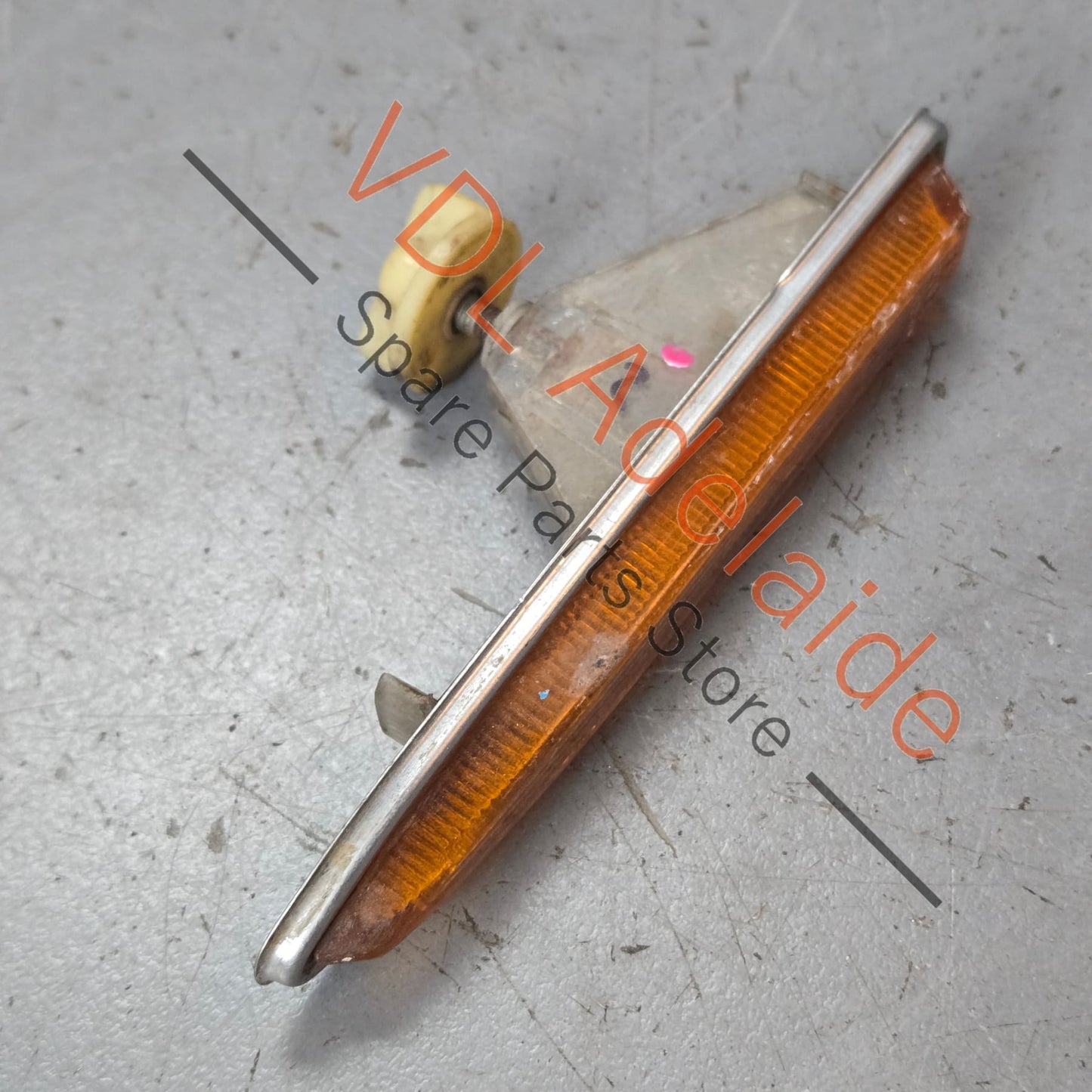 Datsun 1600 510 Front Fender Indicator Lens Suit Left or Right #02