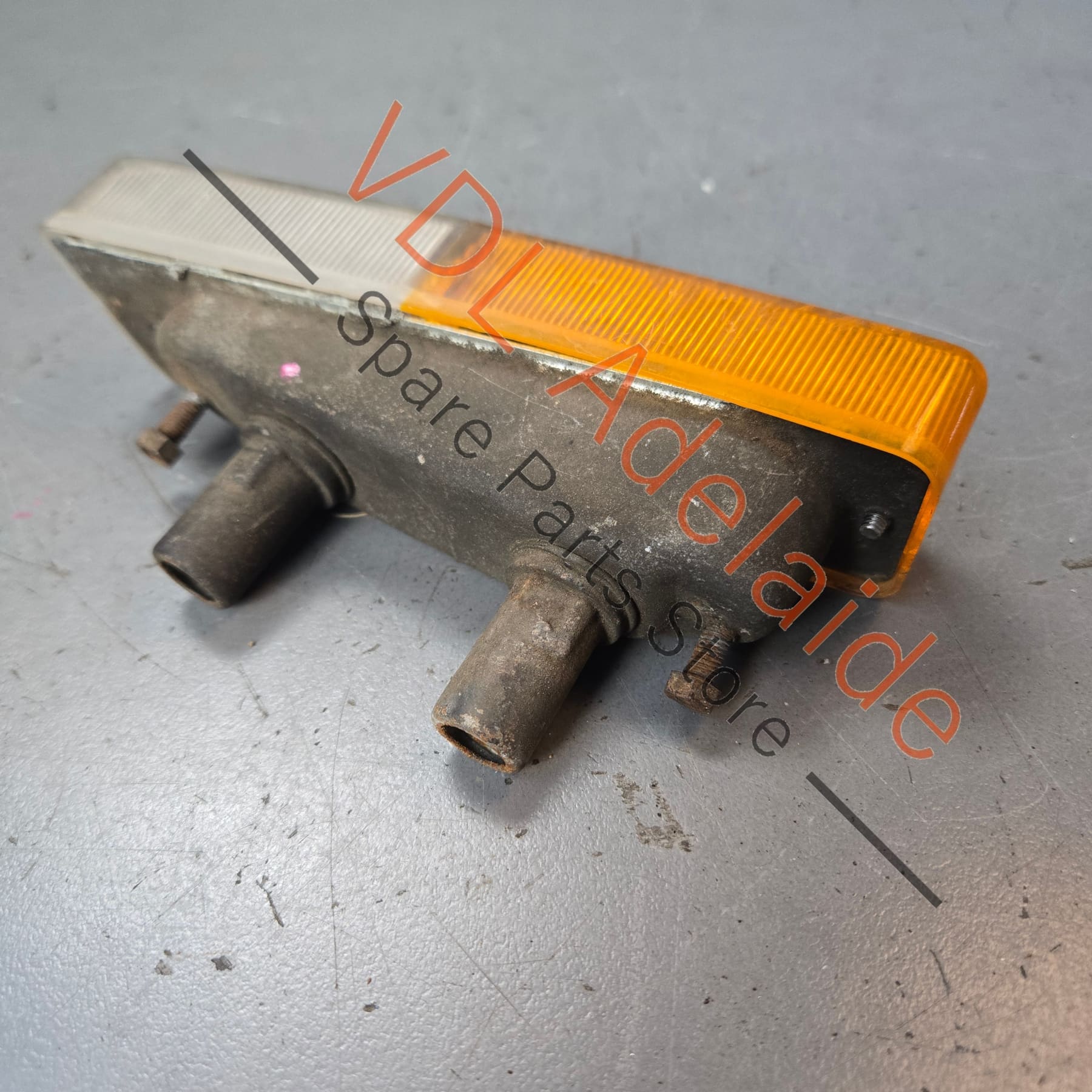 Datsun 1600 510 Genuine Original Front Left Combination Lamp Indicator Parker Light 1968 Model
