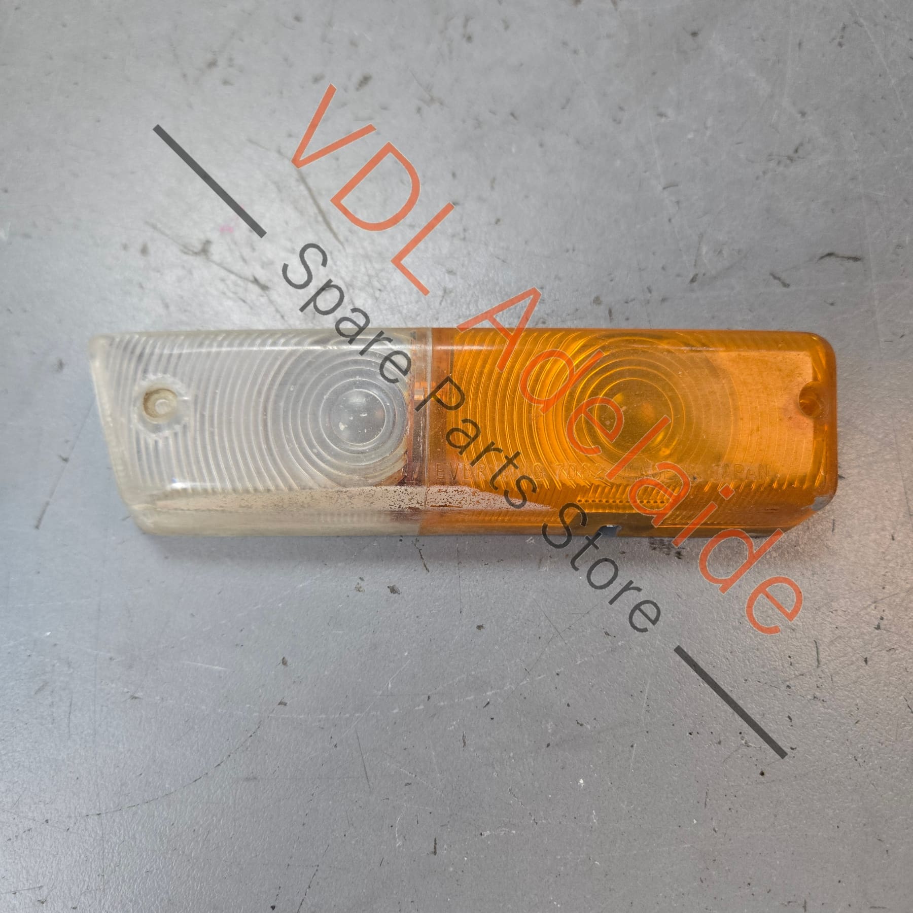 Datsun 1600 510 Genuine Original Front Right Combination Lamp Indicator Parker Light 1968 Model #01