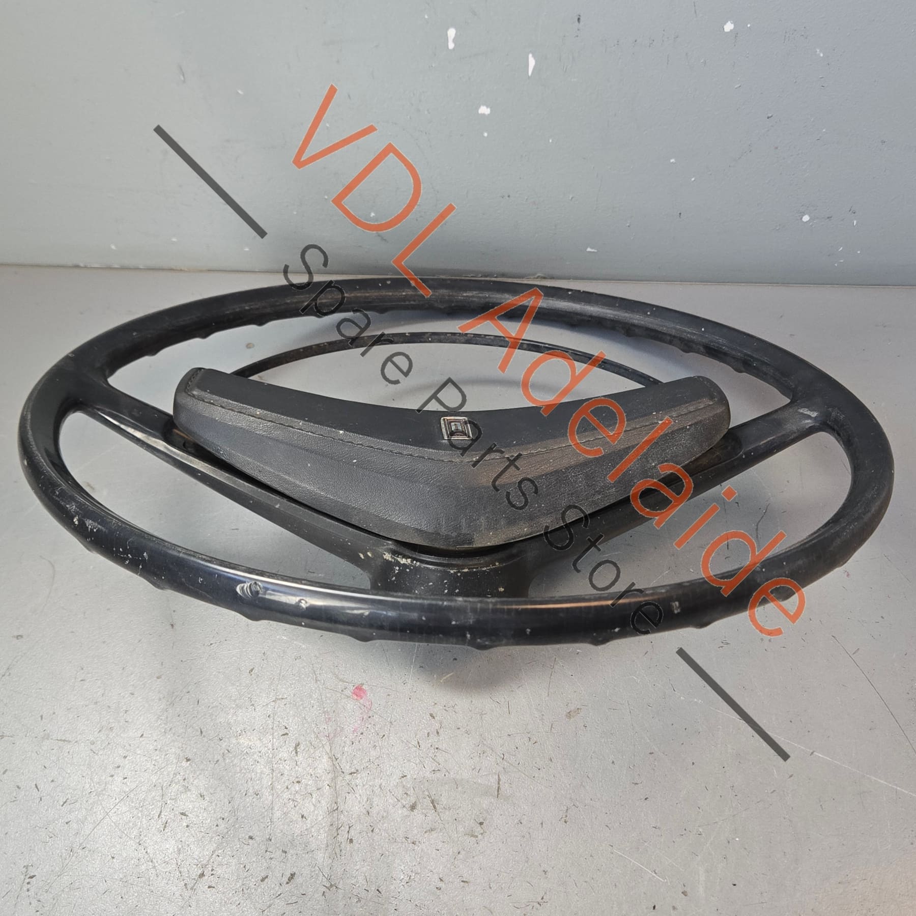 Datsun 1600 510 Original Steering Wheel Complete with Horn Pad Ring Button 48420-A0800 D8400-A1100