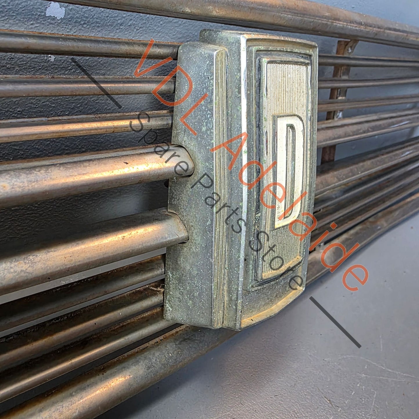 Datsun 1600 510 1969 Front Grille with Centre Badge