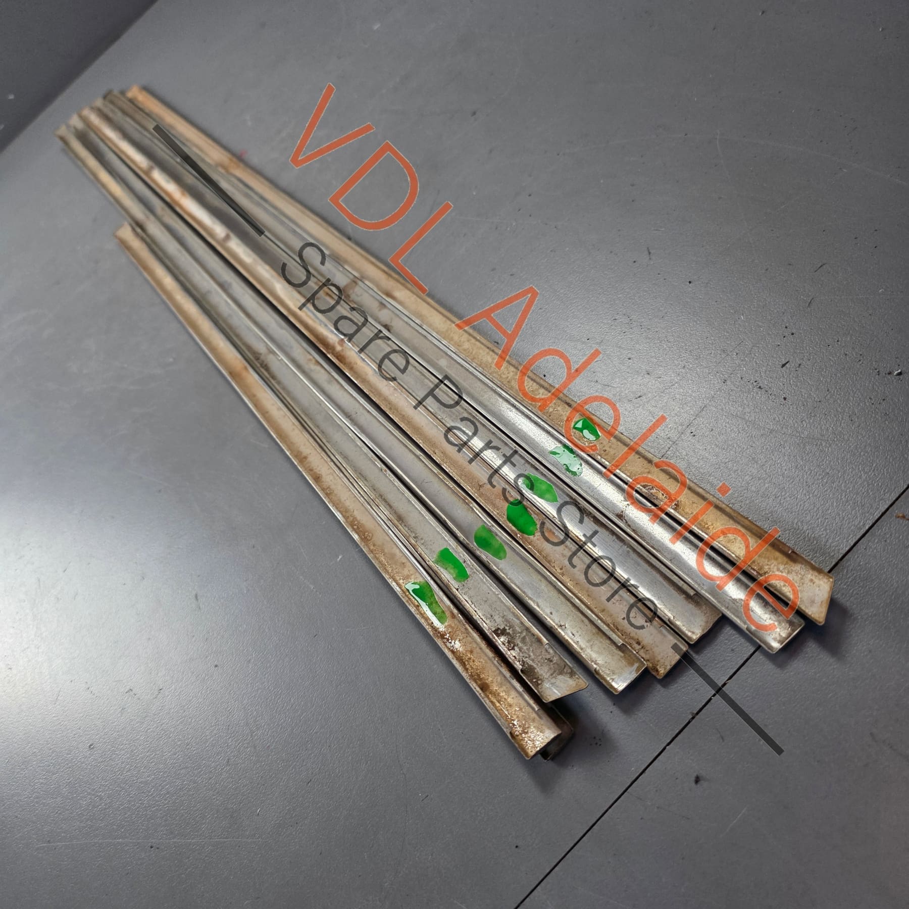 Datsun 1600 510 GL Deluxe Set of Side Chrome Trims Stainless for Fender Door & rear quarter panel #02