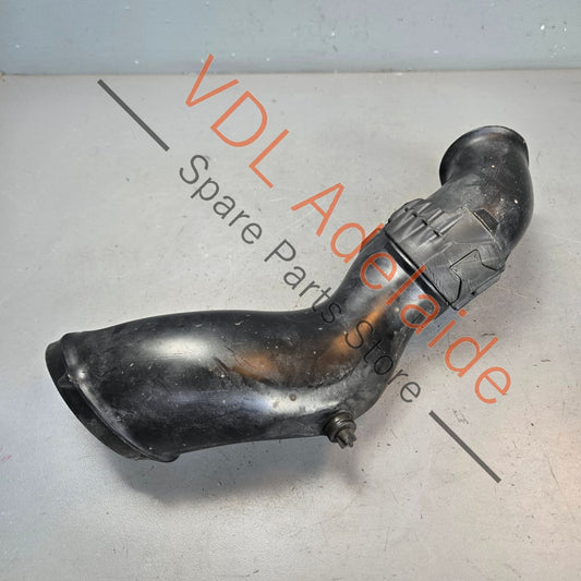 7P6129609A VW Touareg 7P Air Duct Intake Pipe before Air Filter 7P6129609A