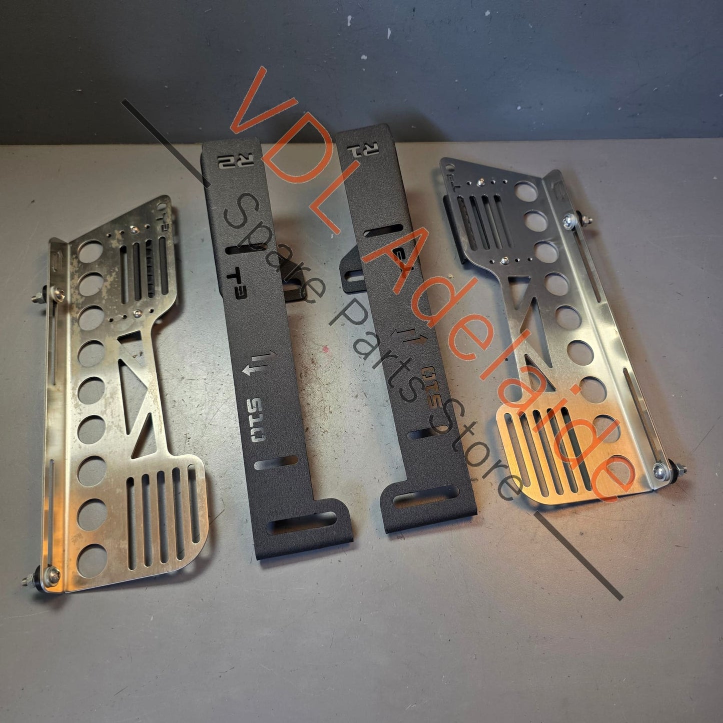 Datsun 510 1600 T3 Techno Toy Tuning RHS Right Racing seat Mount Bracket for Fixed Back Seats Aftermarket