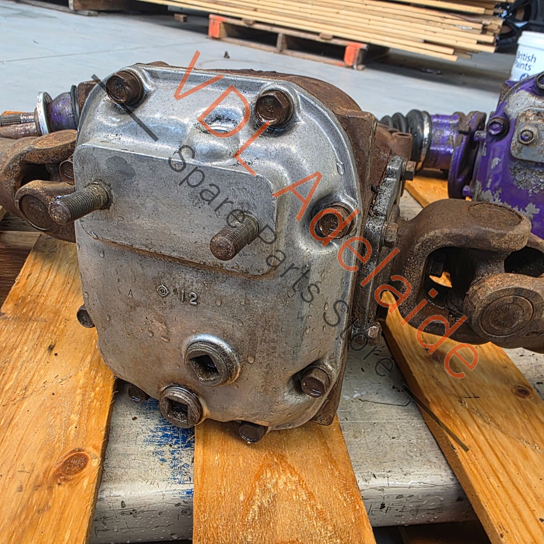 Datsun R180 C110 240K Kenmeri Skyline Rear Differential Diff 3.54 ratio Open wheel with half shafts