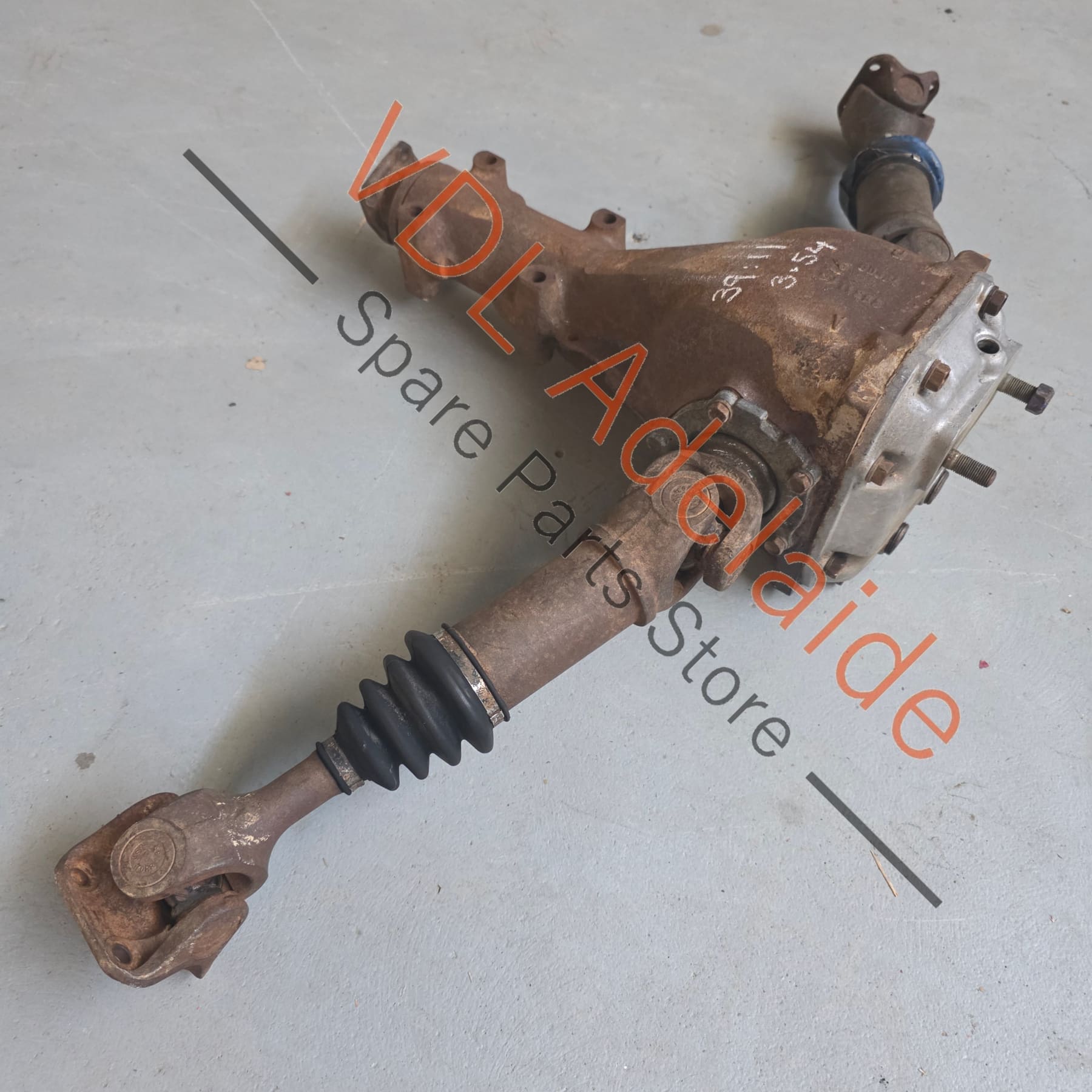 Datsun R180 C110 240K Kenmeri Skyline Rear Differential Diff 3.54 ratio Open wheel with half shafts