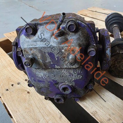 Datsun R180 720 Ute Differential Diff 4.875 Ratio Open wheel with half shafts