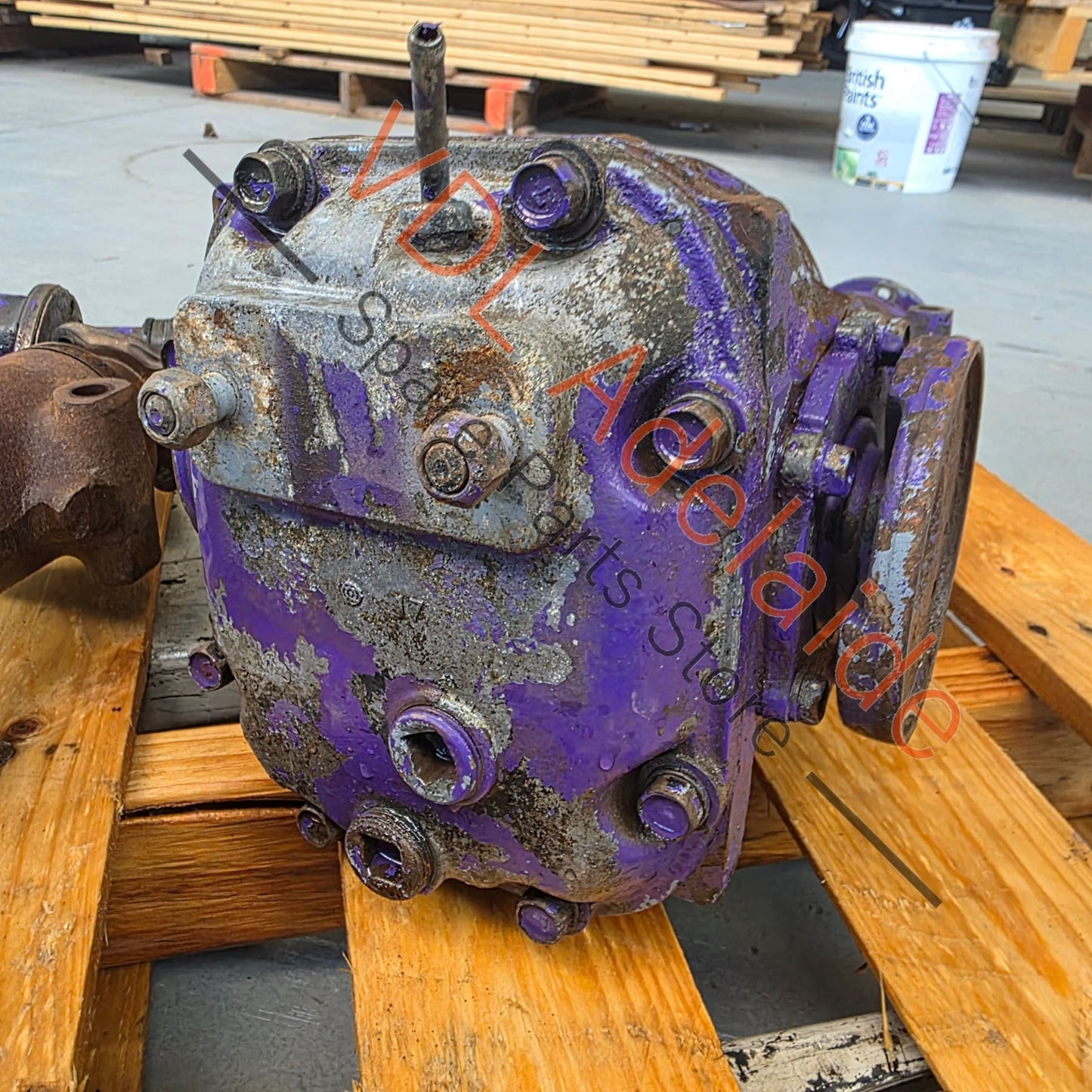 Datsun R180 720 Ute Differential Diff 4.875 Ratio Open wheel with half shafts