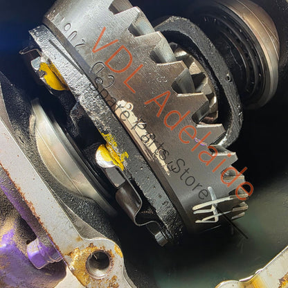 Datsun R180 720 Ute Differential Diff 4.875 Ratio Open wheel with half shafts