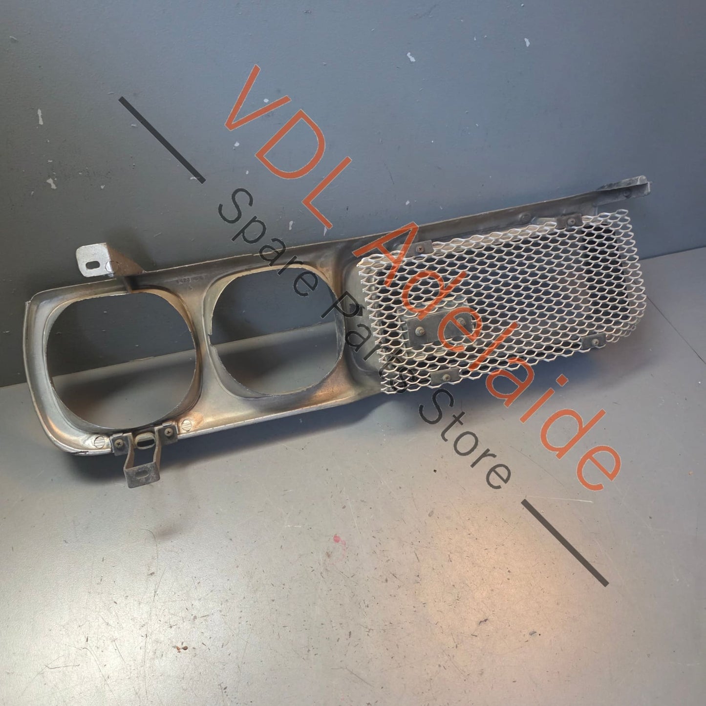 Datsun C110 240K Kenmeri Skyline original front Grille Half Left Side