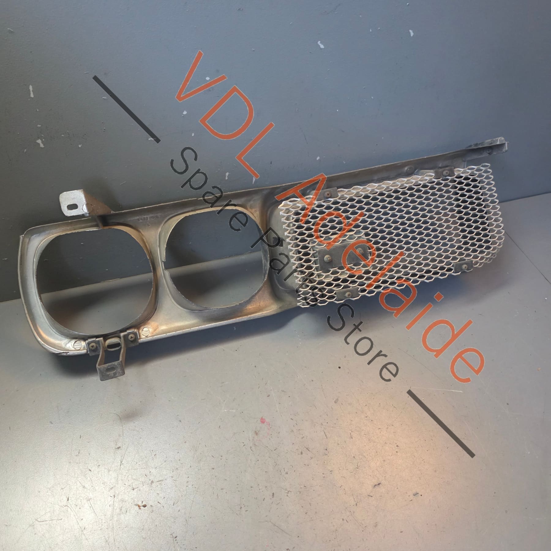 Datsun C110 240K Kenmeri Skyline original front Grille Half Left Side