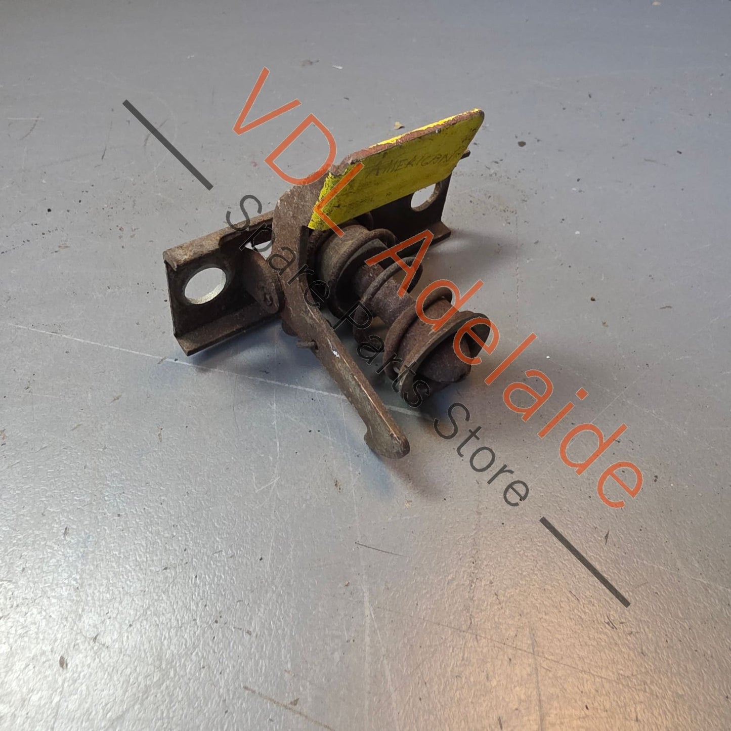 Datsun 1600 510 Bonnet Hood Catch Latch Popper Spring #01 LHD