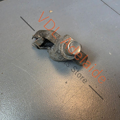 Datsun 1600 510 Original Interior Glovebox Lock Latch Button for 1970's models