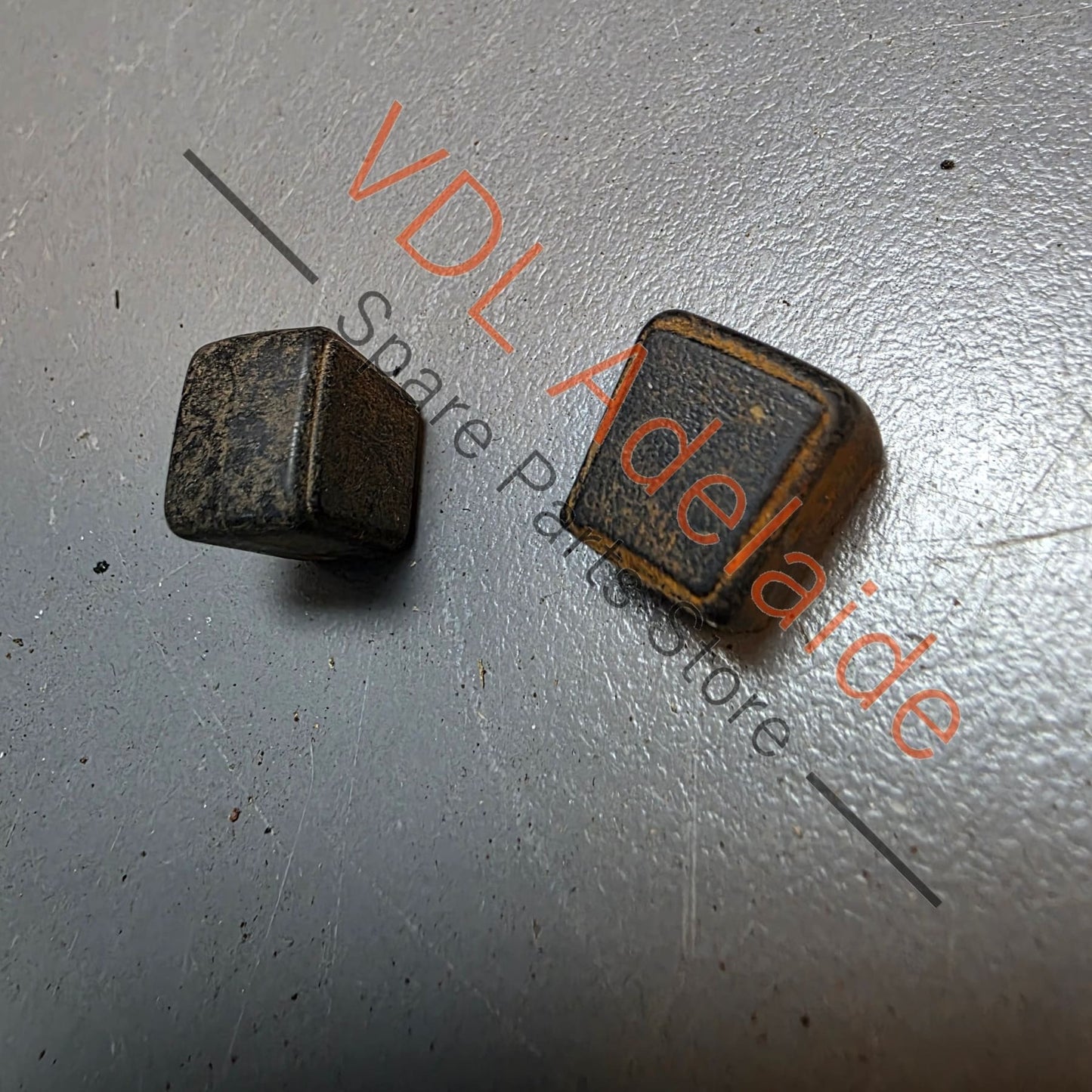 Datsun 1600 510 Original Air Vent & Heater Control Knob Trims (1x Pair) #02