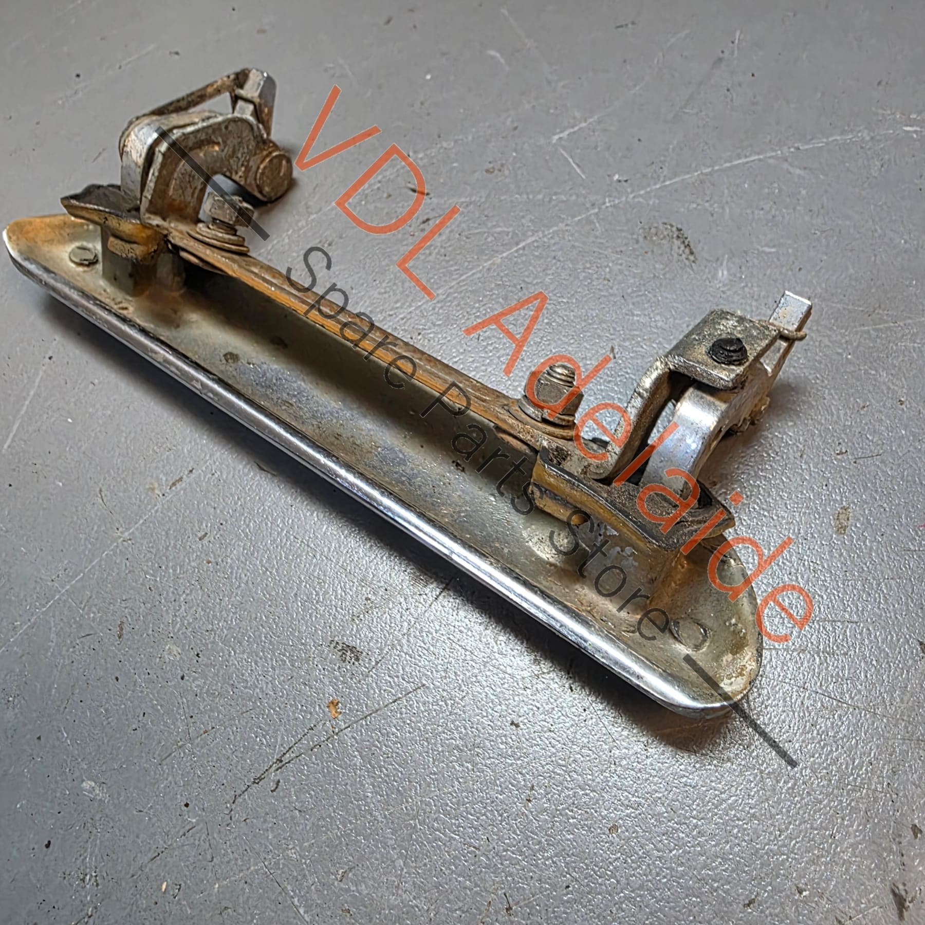 Datsun 1600 510 Exterior Door Handle Rear #01