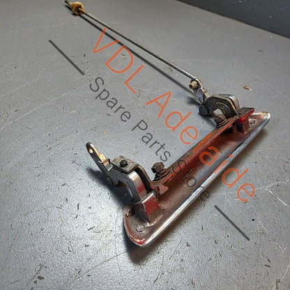 Datsun 1600 510 Exterior door handle Front #02