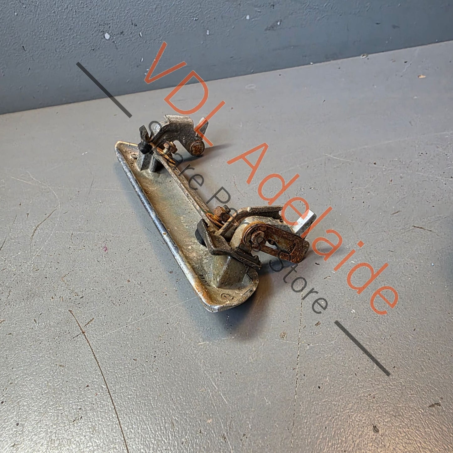 Datsun 1600 510 Exterior door handle Rear #08