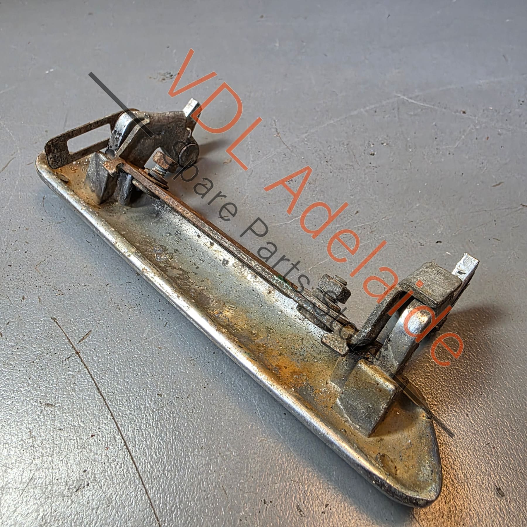 Datsun 1600 510 Exterior door handle Rear #09