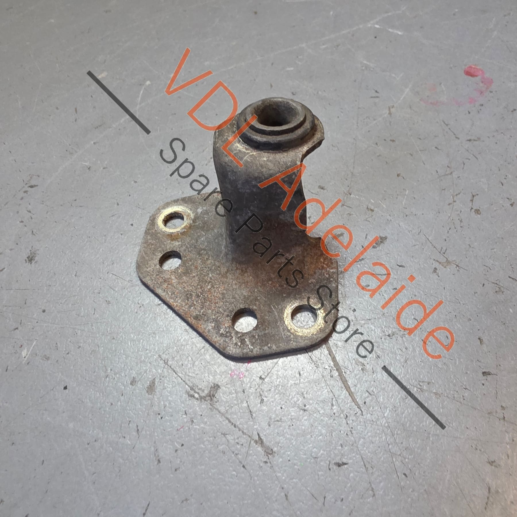 Datsun 1600 510 Throttle Linkage Bracket #01