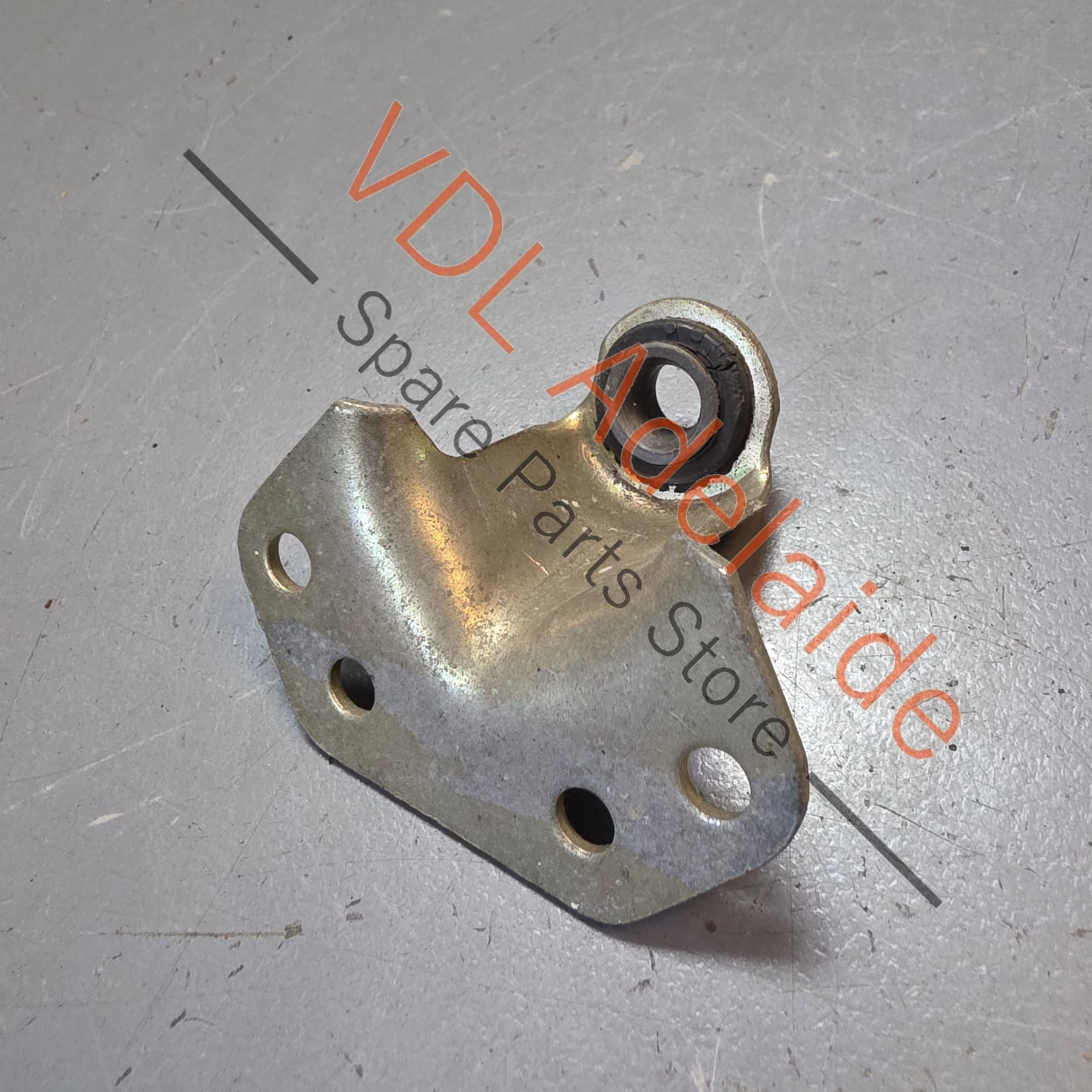 Datsun 1600 510 Throttle Linkage Bracket #04