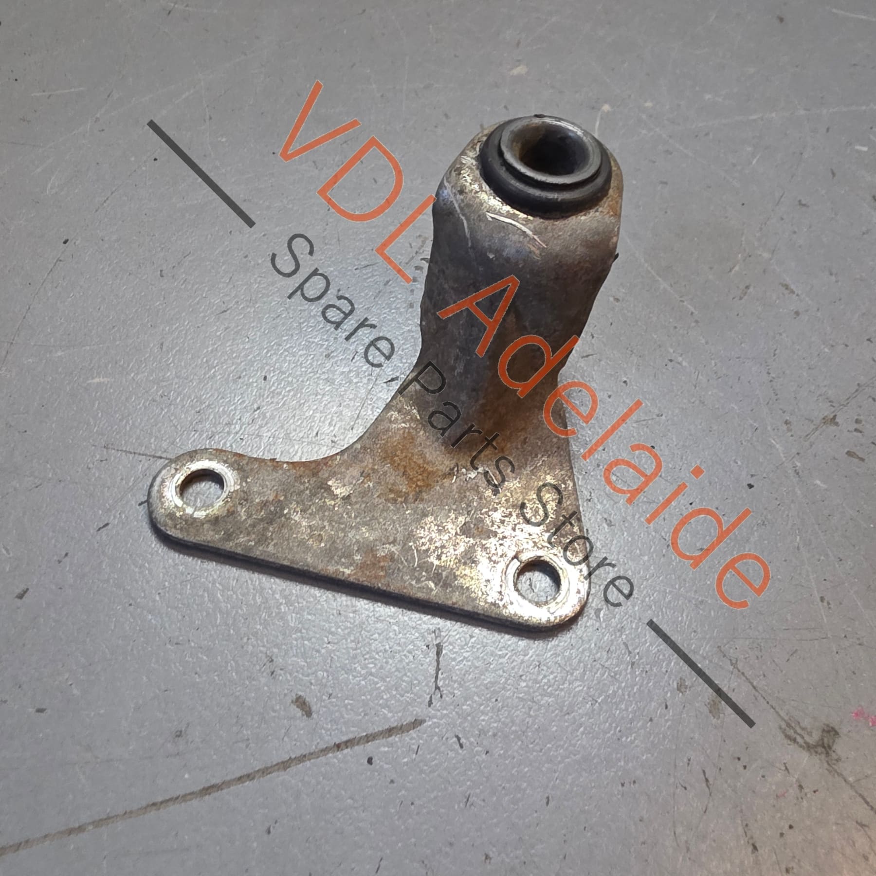 Datsun 1600 510 Throttle Linkage Bracket #05