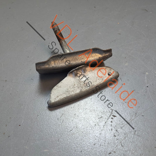 Datsun 1600 510 Spare Wheel Retaining Bolt for Boot #02