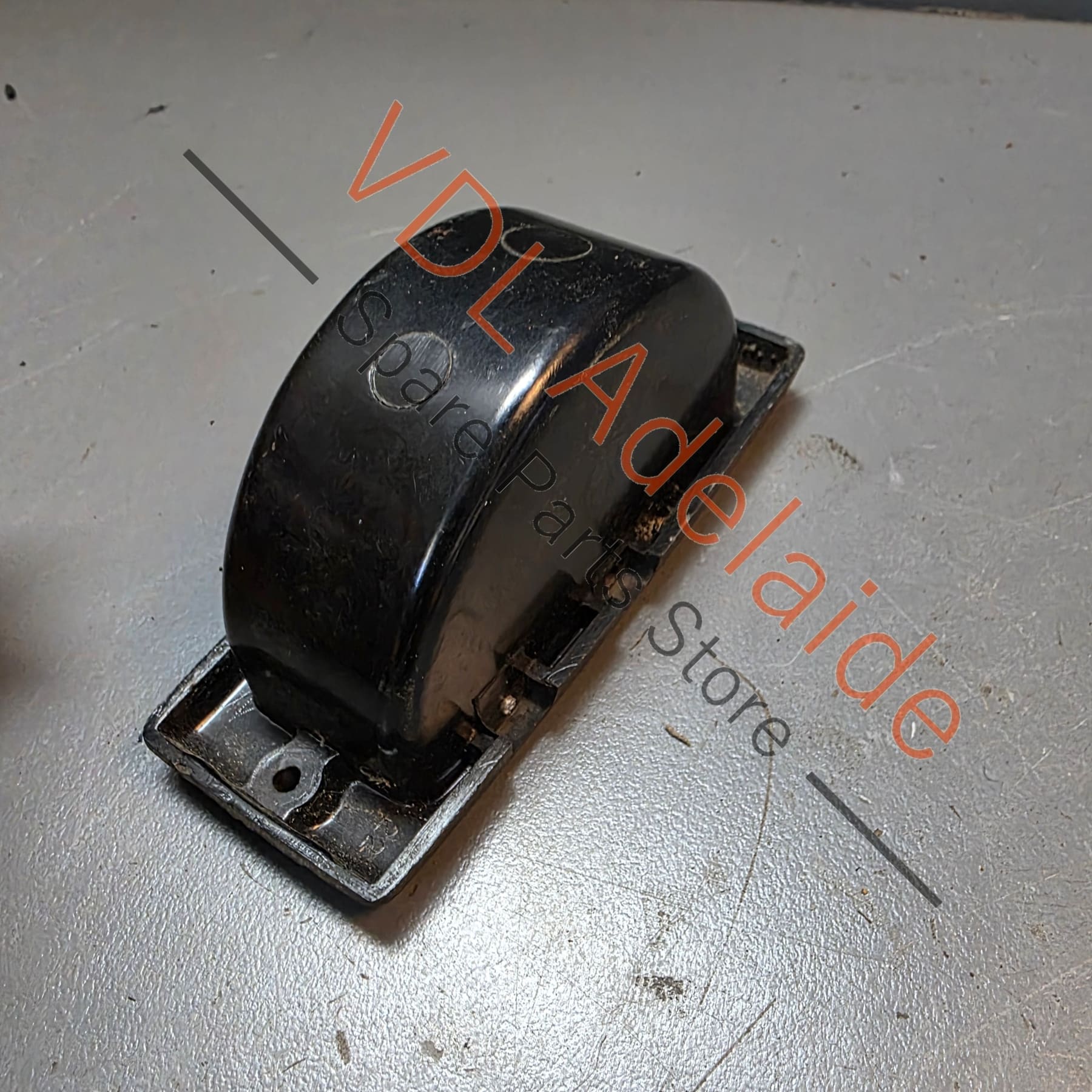 Datsun 510 1600 Rear Door Ash Tray #01