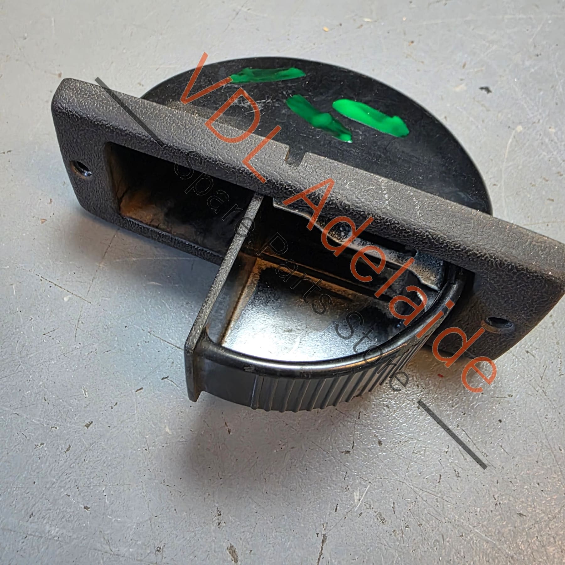 Datsun 510 1600 Rear Door Ash Tray #03