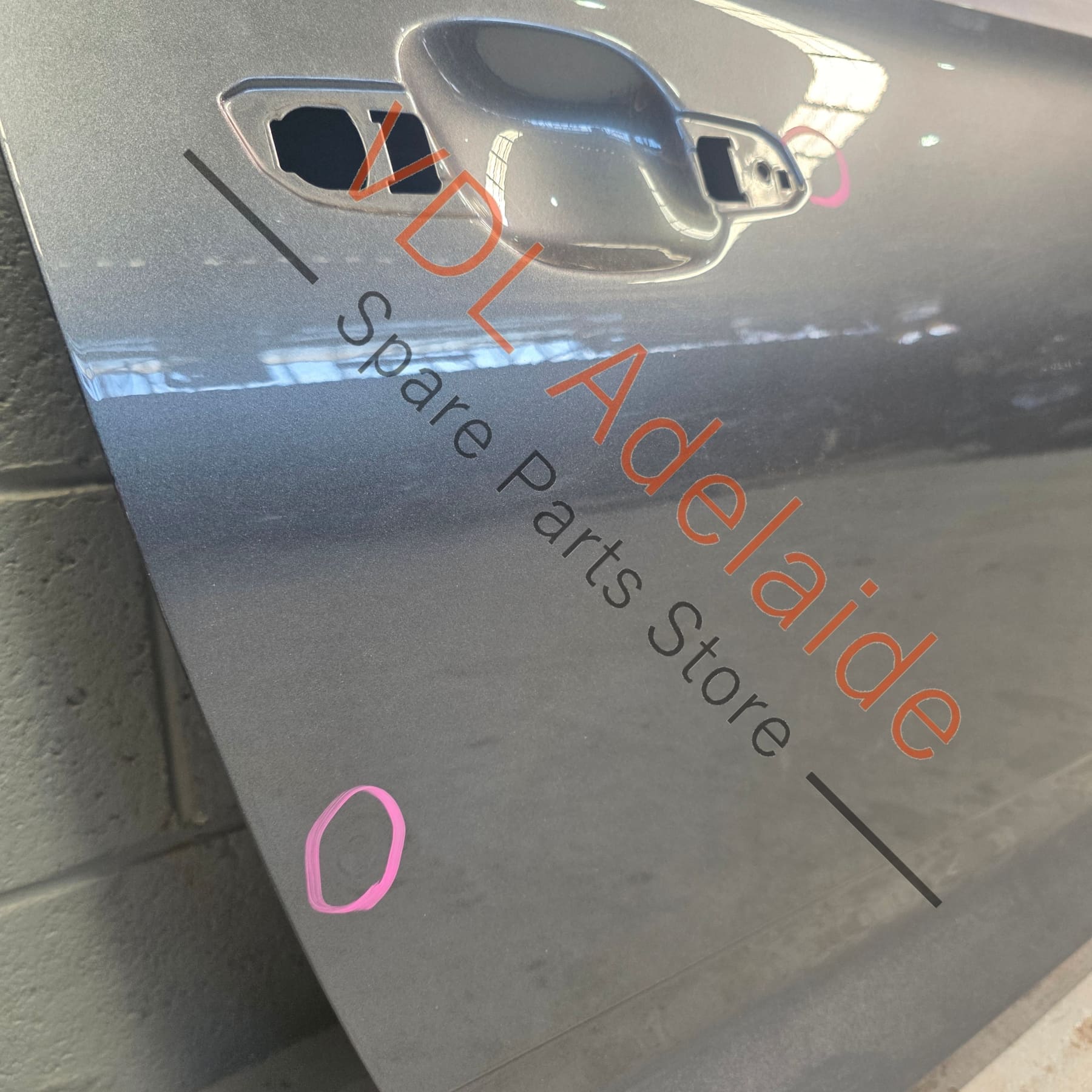 8W6831052B    Audi A5 S5 RS5 F5 2dr Coupe Front Right Door Shell Panel Daytona Grey Pearl LZ7S/6Y/Z7S