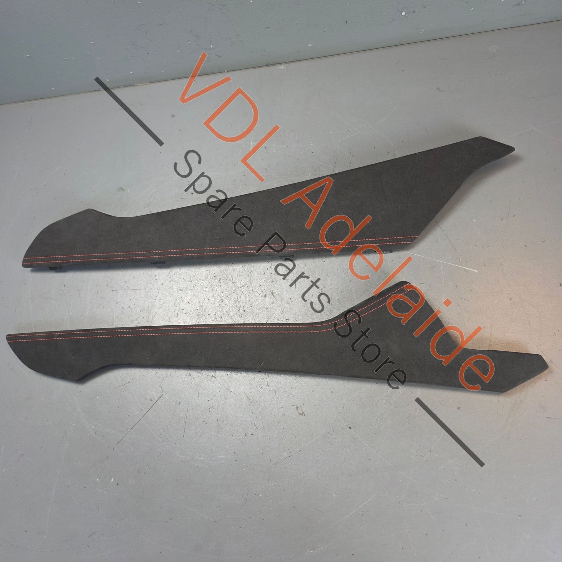 8W2863305ENTW 8W2863306ENTW   Audi RS4 RS5 F5 B9 Centre Console Alcantara Trim Set Interior 8W2863305ENTW 8W2863306ENTW