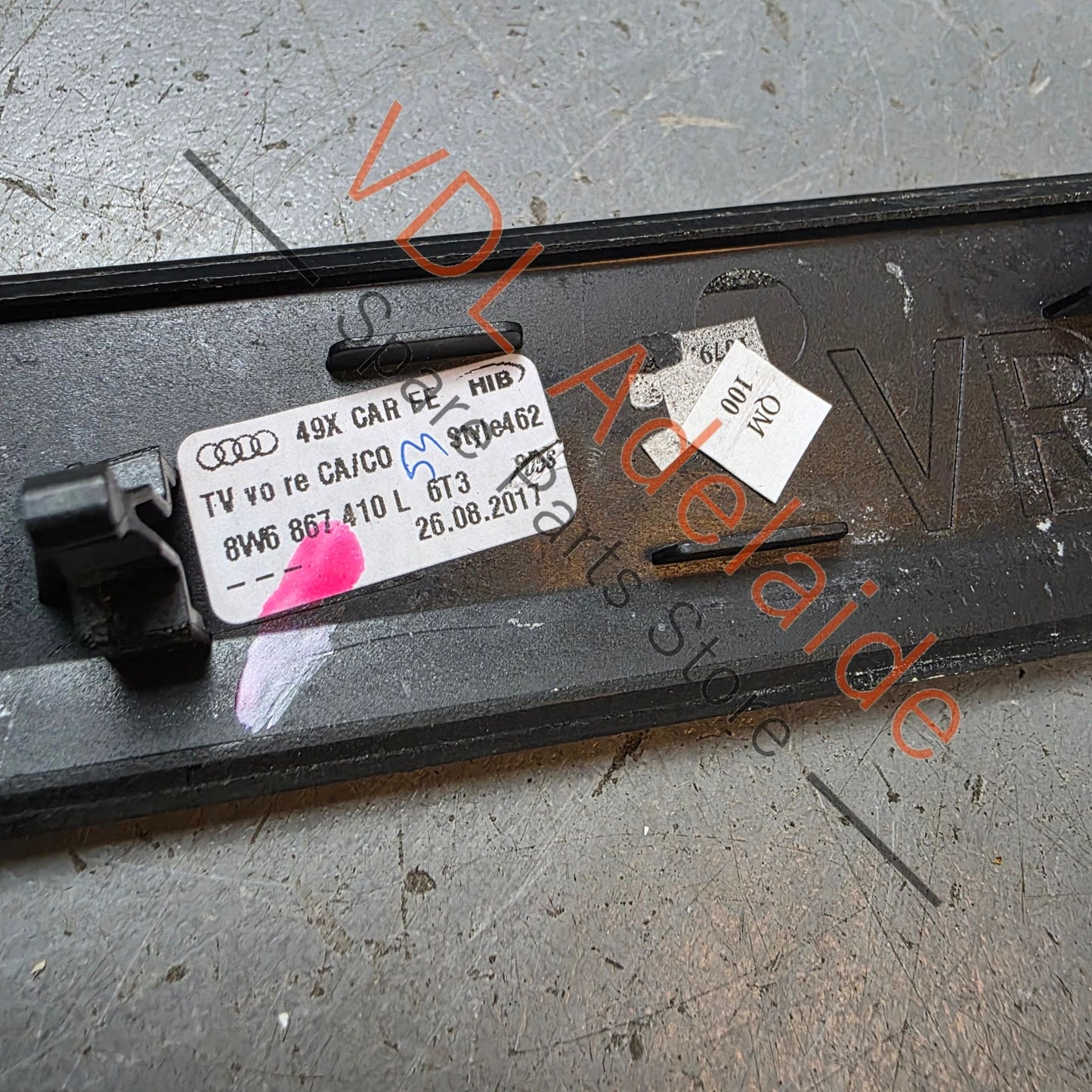 8W6867409L6T3    Audi A5 S5 RS5 F5 B9 Carbon Fibre Interior Door Trim Insert 8W6867410L6T3 Right suit 2dr