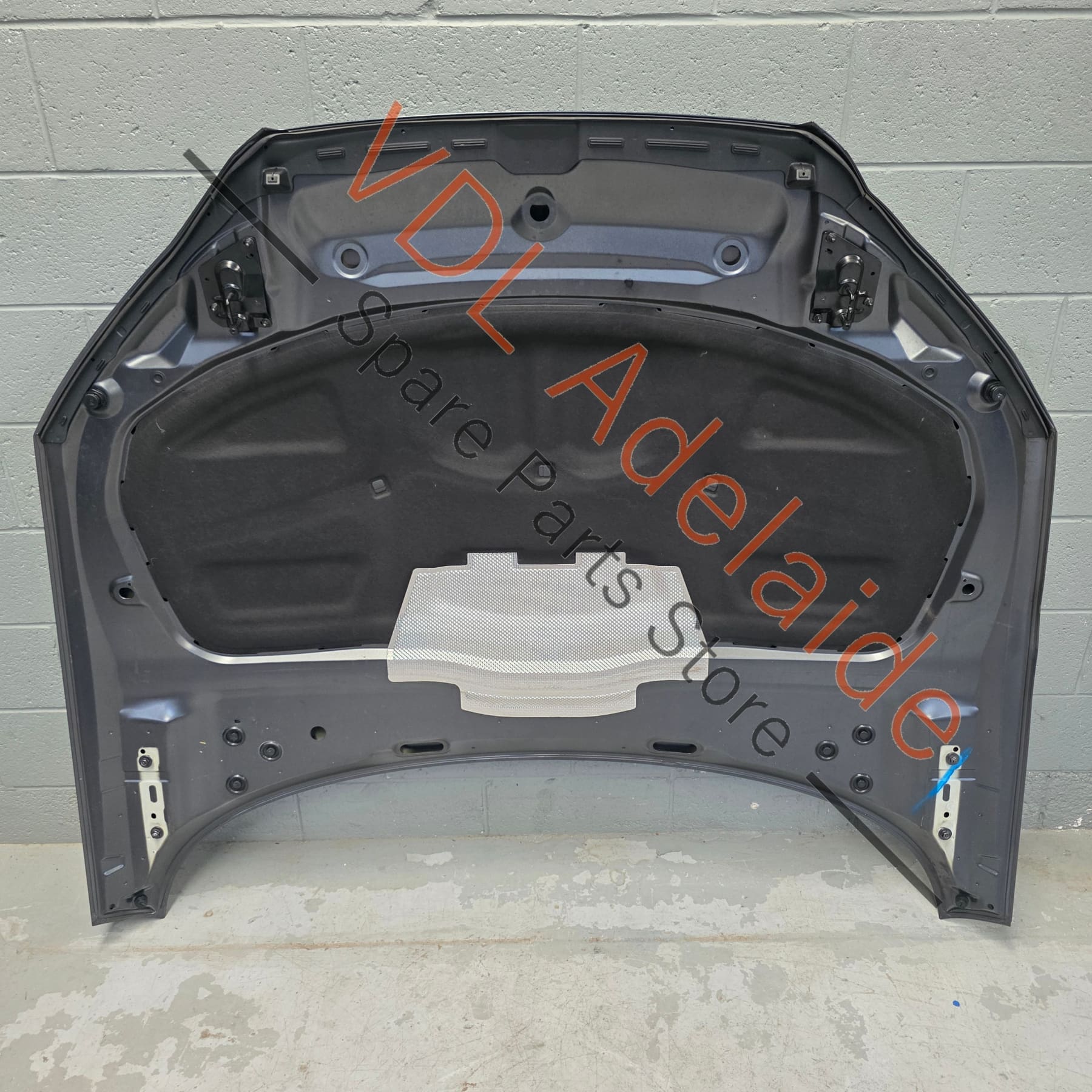 8W6823029    Audi A5 S5 RS5 B9 F5 Bonnet Panel **some damage** 8W6823029