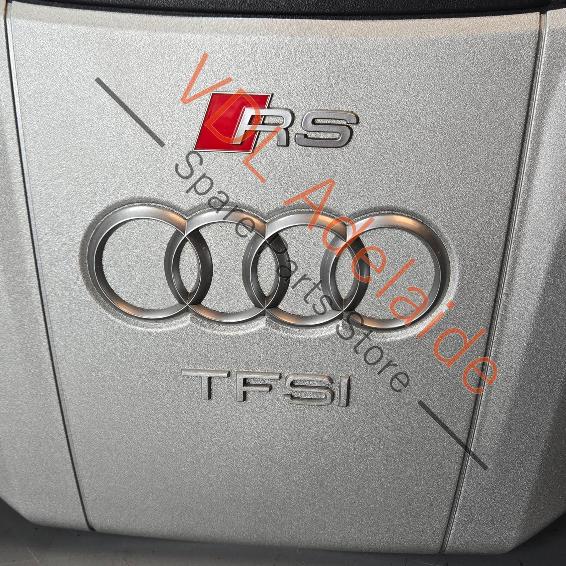 06M103925AA 06M103925H   Audi RS4 RS5 B9 F5 2.9L V6 Engine Cover 06M103925H 06M103925AA