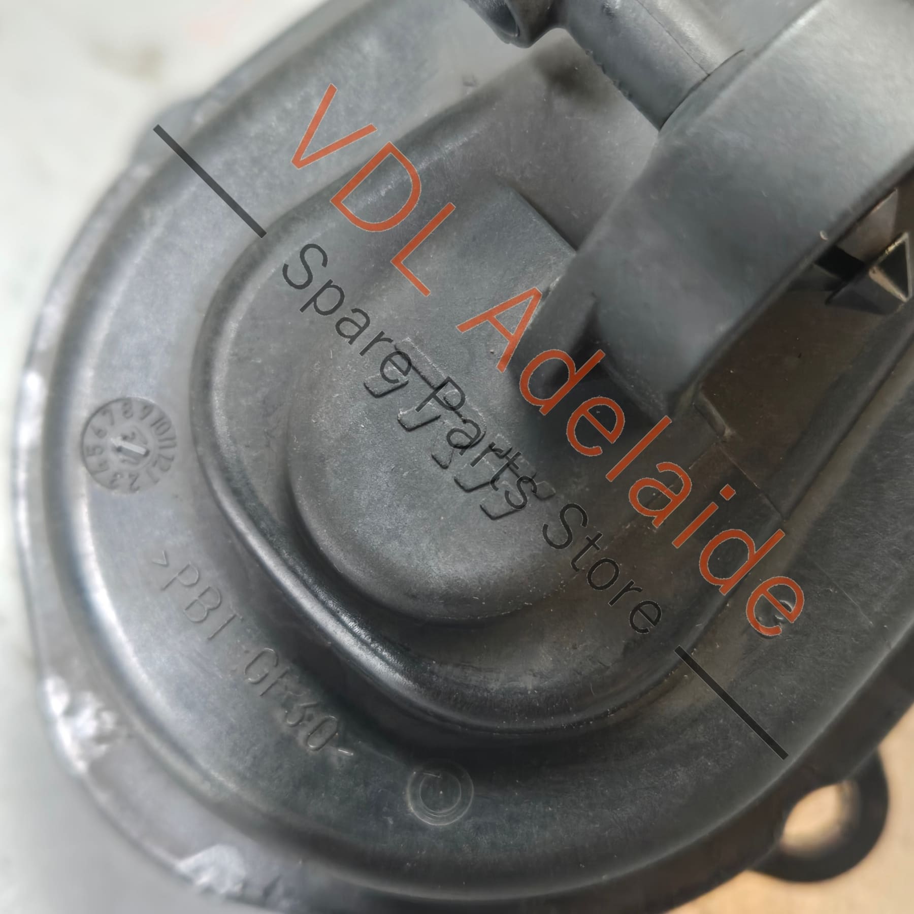 8W0998281    Audi A4 A5 B9 F5 Rear Handbrake Park Brake Servo Servomotor 8W0998281