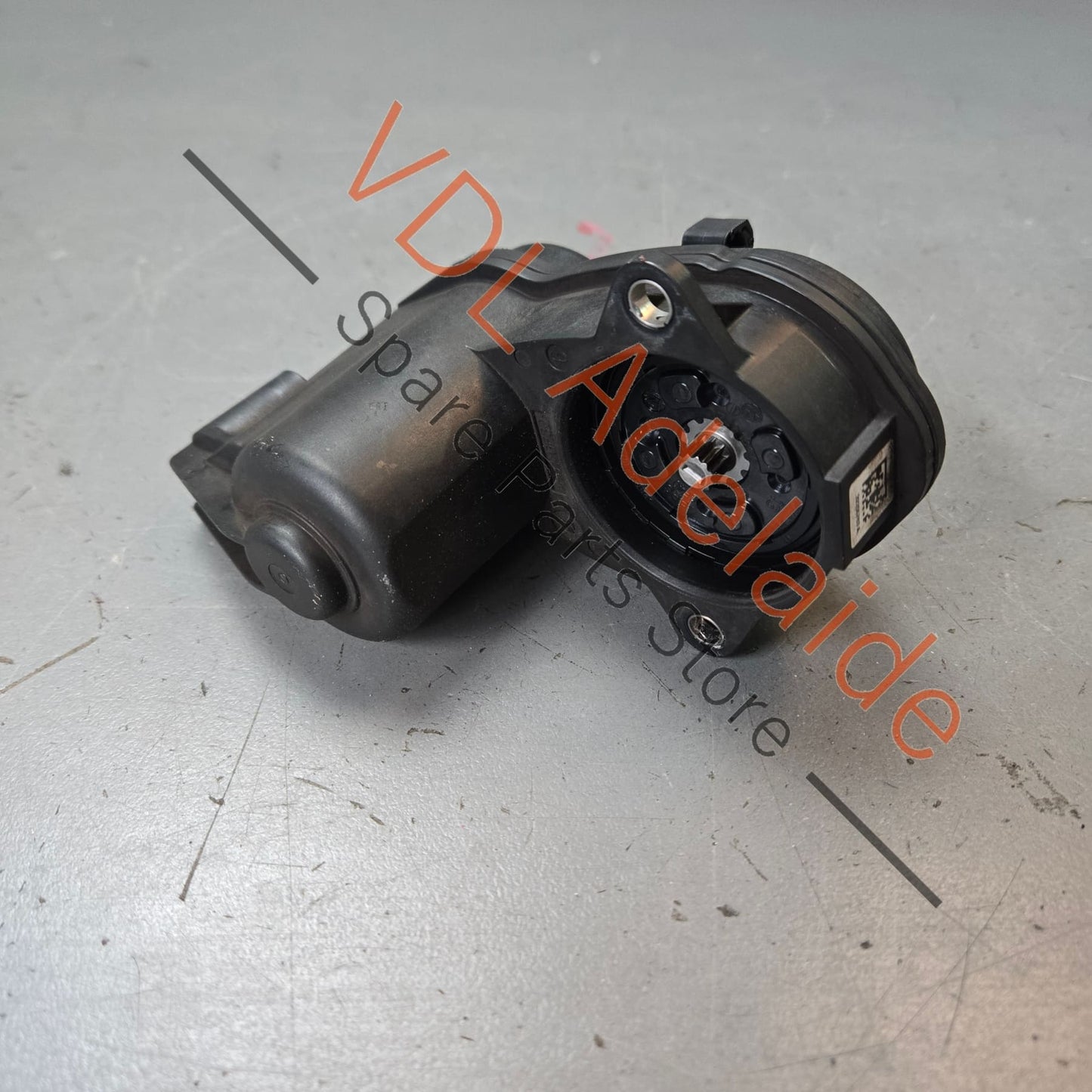 8W0998281    Audi A4 A5 B9 F5 Rear Handbrake Park Brake Servo Servomotor 8W0998281