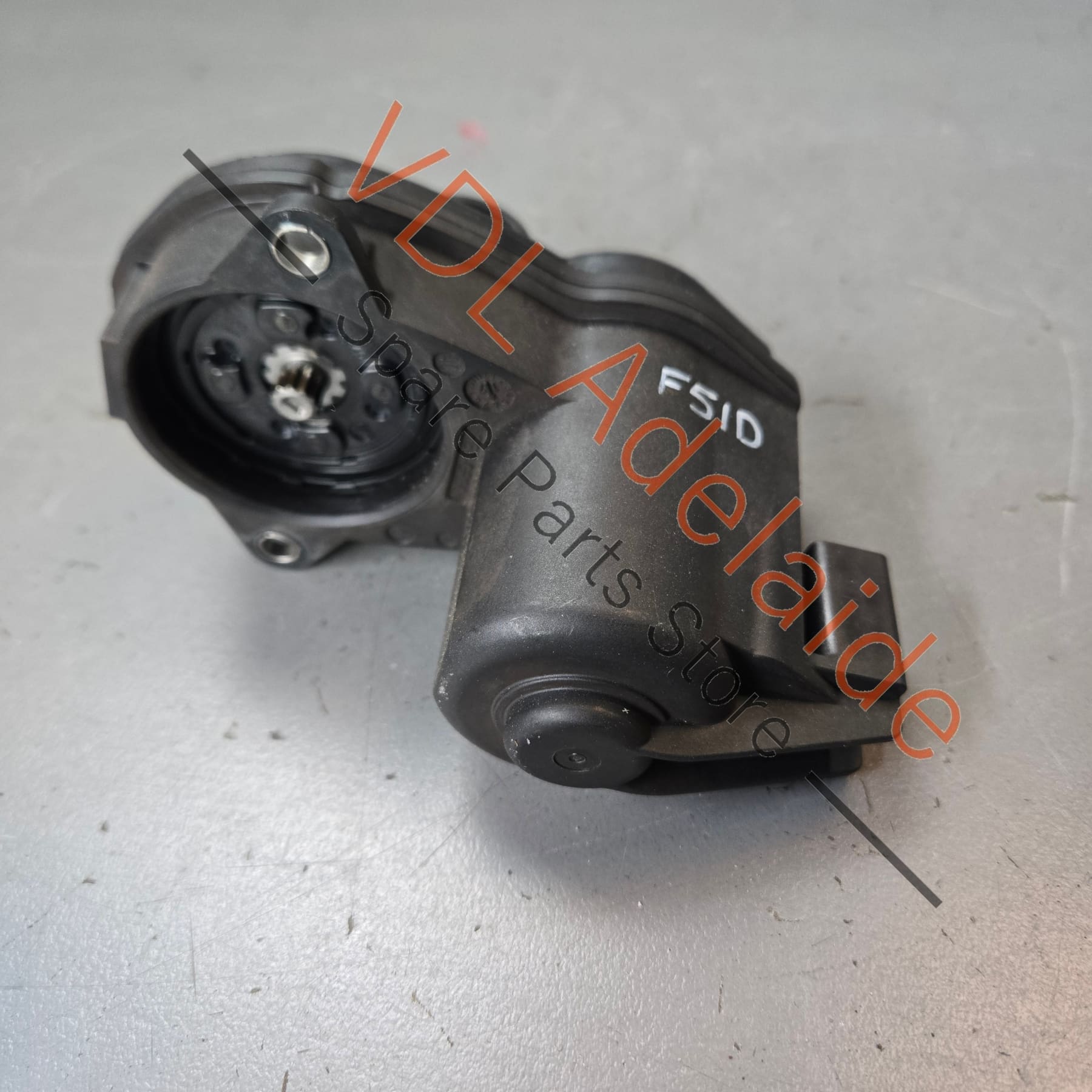 8W0998281    Audi A4 A5 B9 F5 Rear Handbrake Park Brake Servo Servomotor 8W0998281
